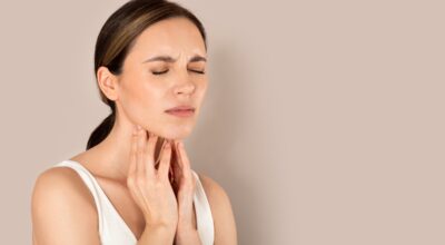 Pharyngitis,,Tonsillitis.,Upset,Millennial,Caucasian,Woman,In,White,Top,Has