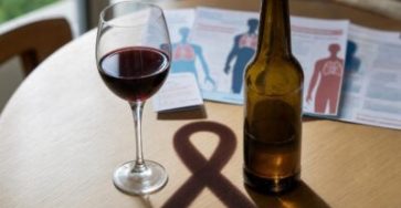 Alcool ce nouvel avertissement britannique revele un lien inquietant avec sept cancers meme si vous buvez peu 400x220